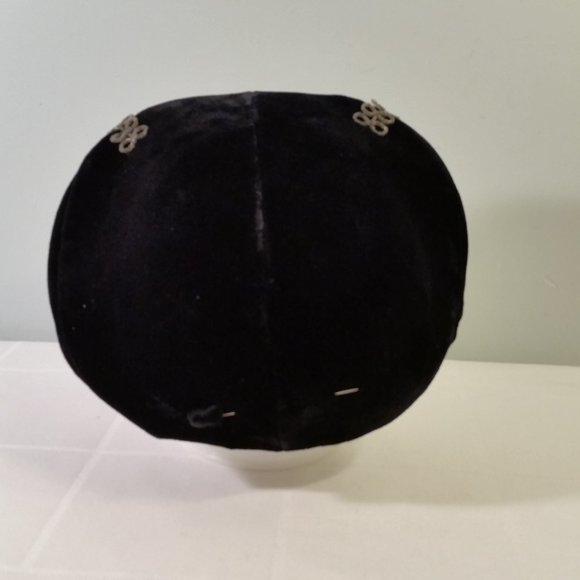 Classic Black Velvet Hat with bead accents. True Vintage 1940s GUC main image 5